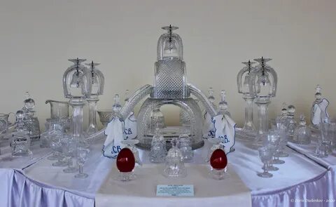 Dyatkovo Glass Works Museum