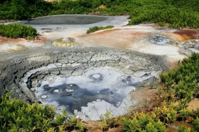 Uzon Geyser Lake