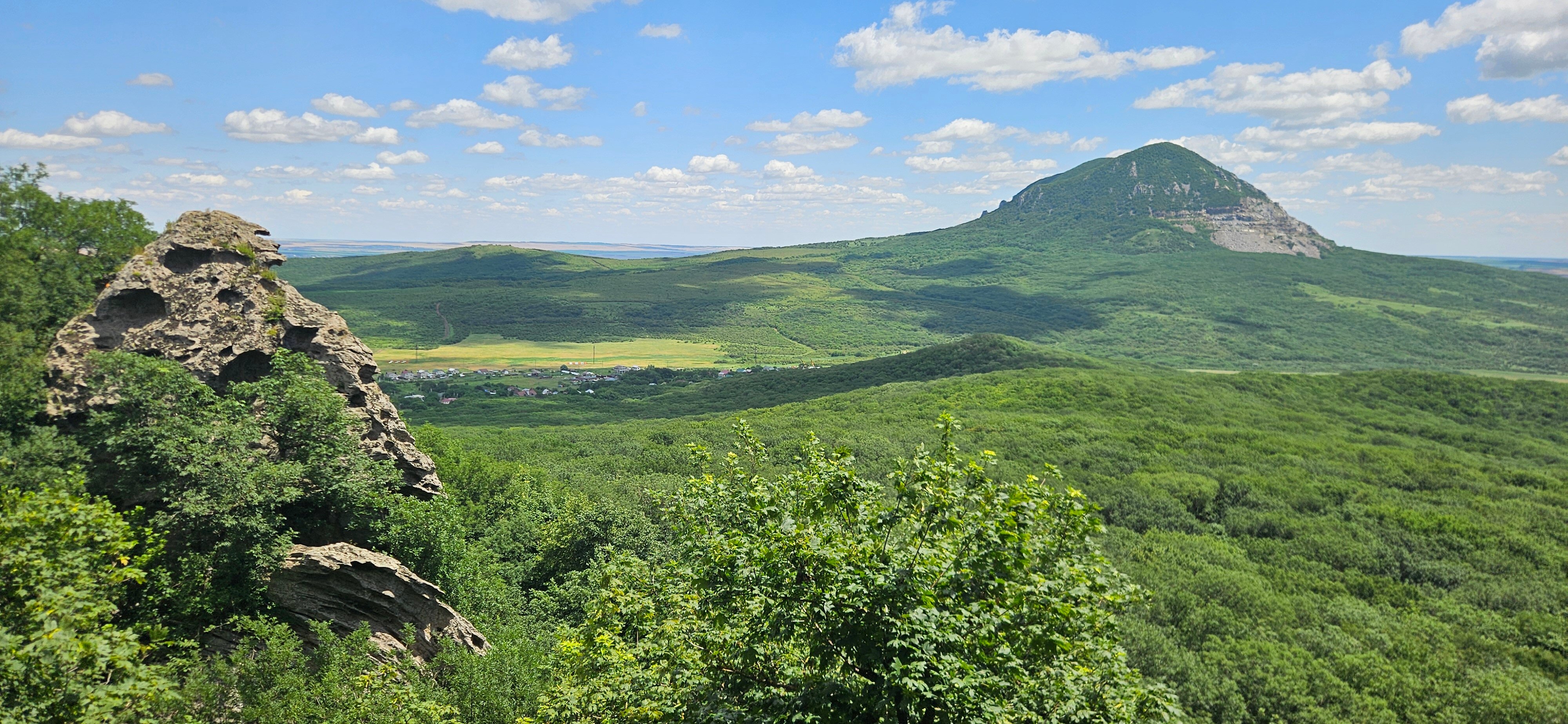 Razvalka Mountain