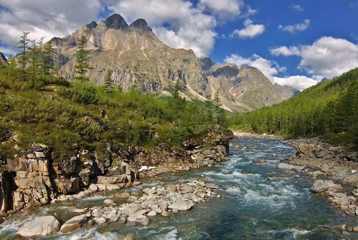 Koda Mountain Range